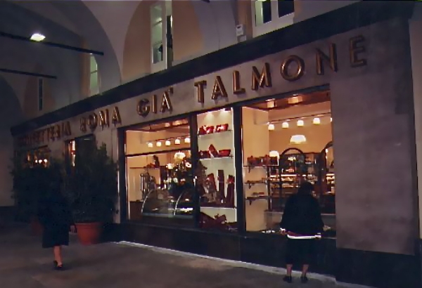 Restauro del Caffè-Confetteria Roma già Talmone