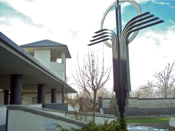 Nuovo cimitero di Castiglione t.se - 1° stralcio esecutivo: Portico e piazzale d'ingresso, torre campanaria, 2 campi di inumazione, 2 loculari, campi per tombe e cappelle di famiglia