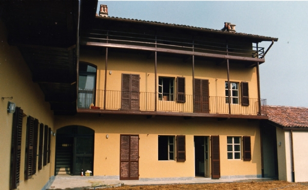Ristrutturazione di un cascinale nel Canavese